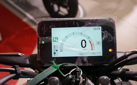 Neufahrzeug Honda CB125R - Bild 8