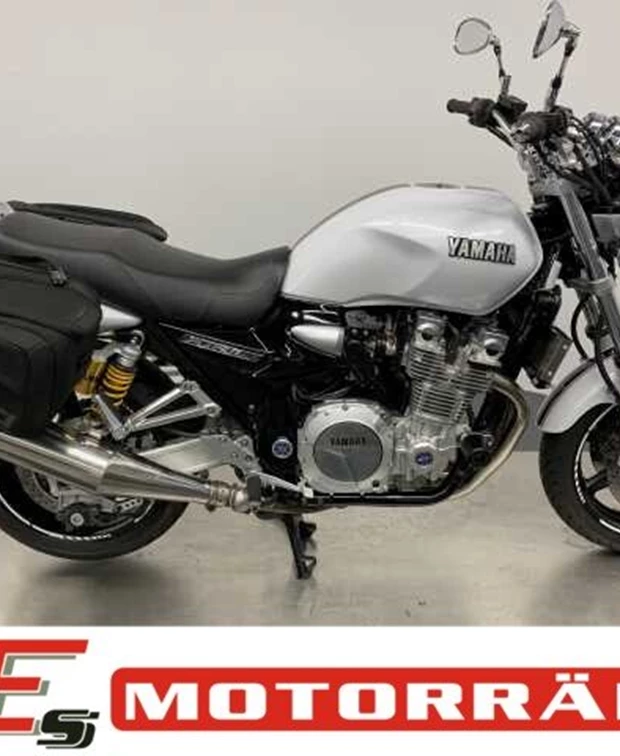 Yamaha XJR 1300