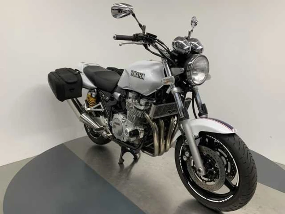 Angebot Yamaha XJR 1300 Bild 4: Angebot Yamaha XJR 1300