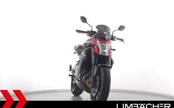 Gebrauchtmotorrad Kawasaki ER-6n - Bild 11