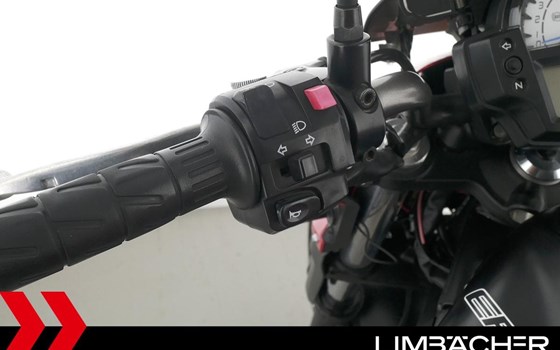 Gebrauchtmotorrad Kawasaki ER-6n - Bild 17