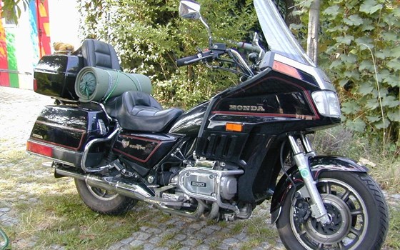 Gebrauchtmotorrad Honda GL 1200 Goldwing - Bild 2 Gebrauchtmotorrad Honda GL 1200 Goldwing - Bild 2