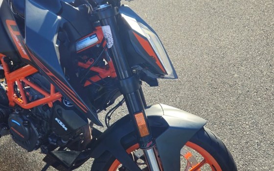 Gebrauchtmotorrad KTM 125 Duke - Bild 8