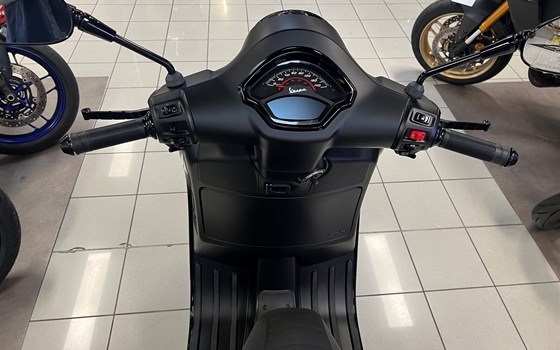 Neufahrzeug Vespa GTS 125 Supersport iGET - Bild 11