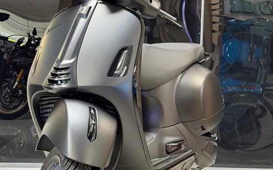 Neufahrzeug Vespa GTS 125 Supersport iGET - Bild 1