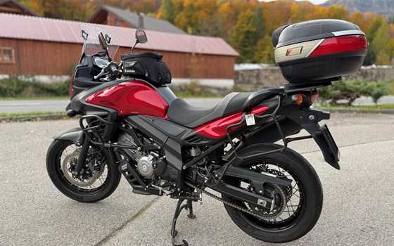 Gebrauchtmotorrad Suzuki V-Strom 650 XT - Bild 2 Gebrauchtmotorrad Suzuki V-Strom 650 XT - Bild 2