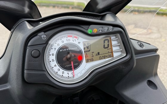 Gebrauchtmotorrad Suzuki V-Strom 650 XT - Bild 5 Gebrauchtmotorrad Suzuki V-Strom 650 XT - Bild 5