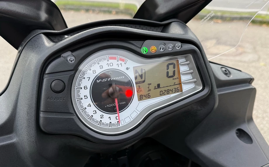 Angebot Suzuki V-Strom 650 XT Bild 5: Angebot Suzuki V-Strom 650 XT