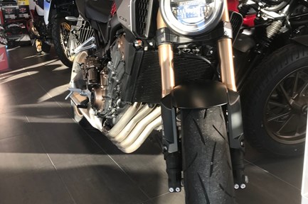 Honda CB650R E-Clutch