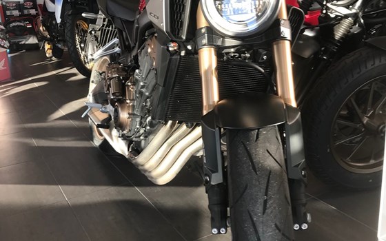 Gebrauchtmotorrad Honda CB650R E-Clutch - Bild 1 Gebrauchtmotorrad Honda CB650R E-Clutch - Bild 1