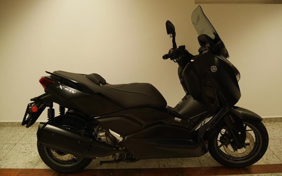 Gebrauchtmotorrad Yamaha XMAX 300 Tech MAX - Bild 14 Gebrauchtmotorrad Yamaha XMAX 300 Tech MAX - Bild 14