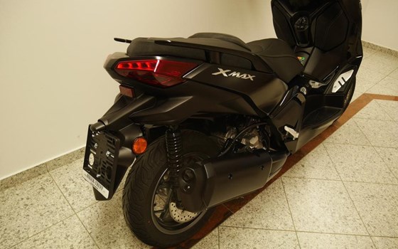 Gebrauchtmotorrad Yamaha XMAX 300 Tech MAX - Bild 10 Gebrauchtmotorrad Yamaha XMAX 300 Tech MAX - Bild 10