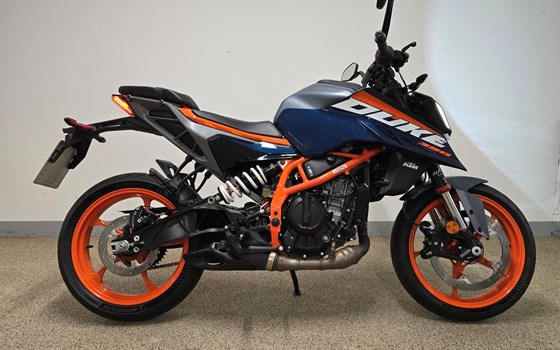 Gebrauchtmotorrad KTM 390 Duke - Bild 1