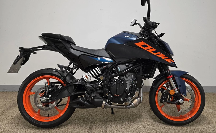 Angebot KTM 125 Duke Bild 1: Angebot KTM 125 Duke