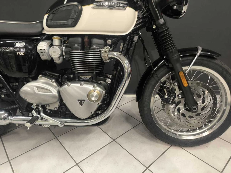 Angebot Triumph Bonneville T120 Bild 8: Angebot Triumph Bonneville T120