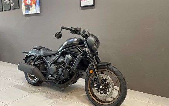 Neufahrzeug Honda CMX1100 Rebel SE DCT - Bild 1 Neufahrzeug Honda CMX1100 Rebel SE DCT - Bild 1