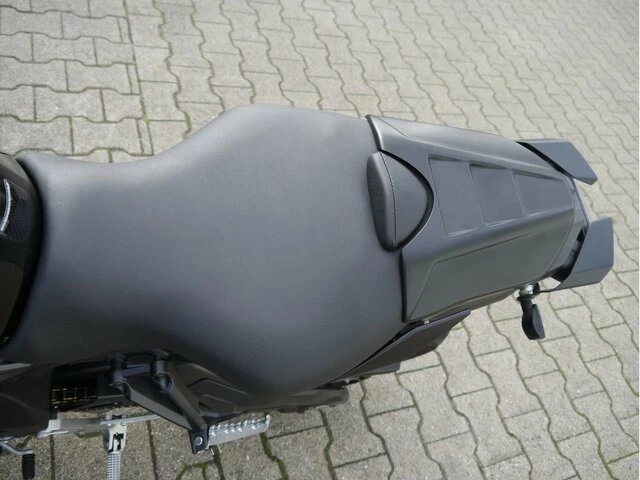 Angebot Yamaha MT-10 Bild 21: Angebot Yamaha MT-10