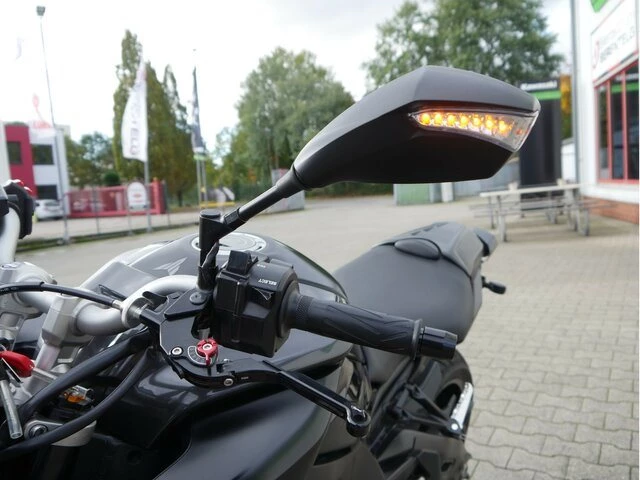 Angebot Yamaha MT-10 Bild 22: Angebot Yamaha MT-10