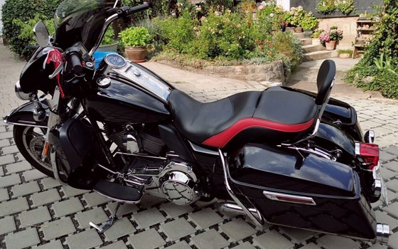 Gebrauchtmotorrad Harley-Davidson Road King Police FLHP - Bild 3