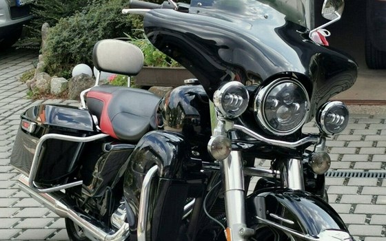 Gebrauchtmotorrad Harley-Davidson Road King Police FLHP - Bild 6