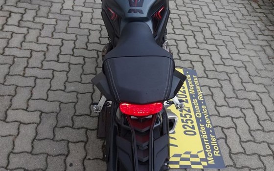 Gebrauchtmotorrad Honda CB650R - Bild 6 Gebrauchtmotorrad Honda CB650R - Bild 6