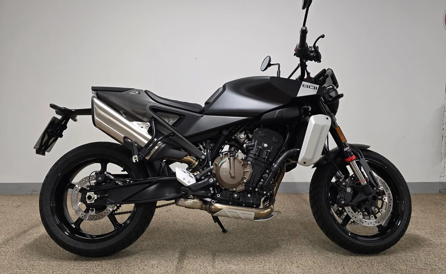 Angebot Husqvarna Svartpilen 801 Bild 1: Angebot Husqvarna Svartpilen 801