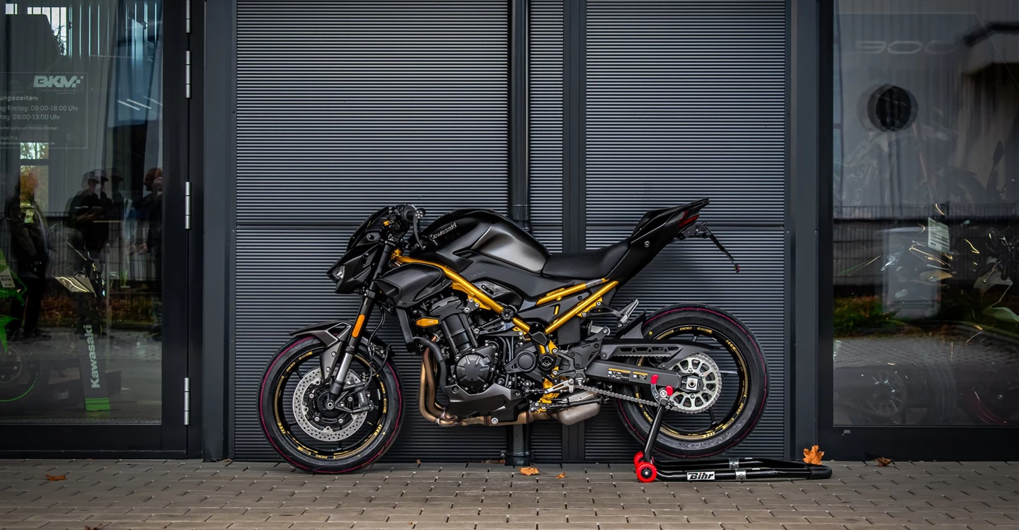 Zum Vergrößern bitte anklicken! Angebot Kawasaki Z900