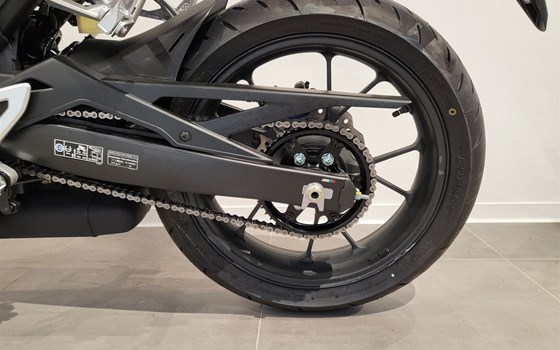 Neufahrzeug Honda CB125R - Bild 15