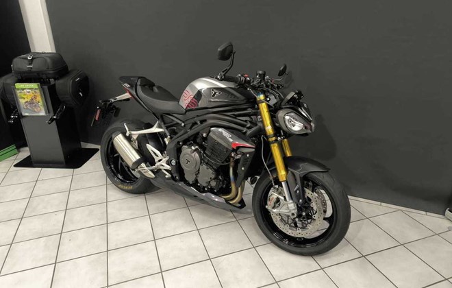 Triumph Speed Triple 1200 RS