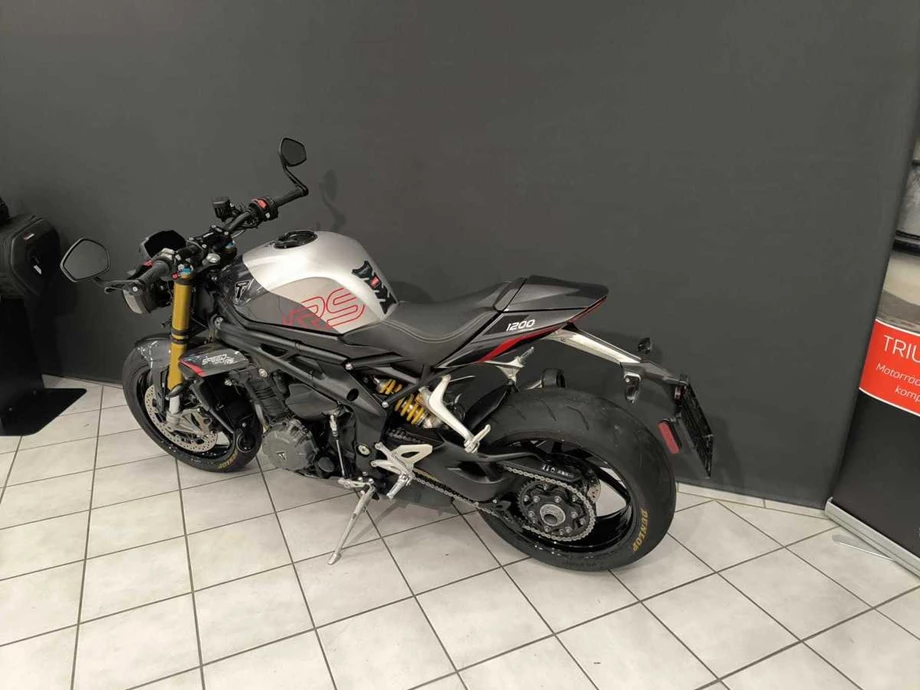 Angebot Triumph Speed Triple 1200 RS Bild 4: Angebot Triumph Speed Triple 1200 RS