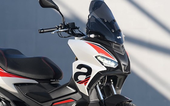Neufahrzeug Aprilia SR GT Sport 125 - Bild 3