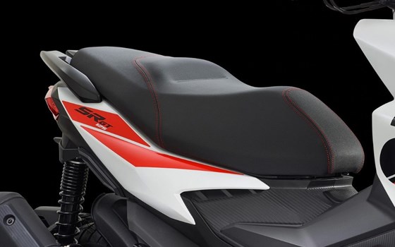 Neufahrzeug Aprilia SR GT Sport 125 - Bild 5