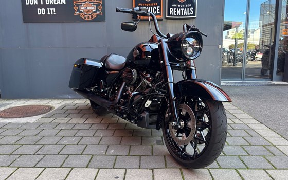 Gebrauchtmotorrad Harley-Davidson Touring Road King Special FLHRXS - Bild 1 Gebrauchtmotorrad Harley-Davidson Touring Road King Special FLHRXS - Bild 1