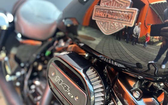 Gebrauchtmotorrad Harley-Davidson Touring Road King Special FLHRXS - Bild 5 Gebrauchtmotorrad Harley-Davidson Touring Road King Special FLHRXS - Bild 5