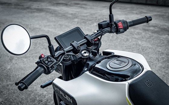 Neufahrzeug Husqvarna Vitpilen 125 - Bild 2 Neufahrzeug Husqvarna Vitpilen 125 - Bild 2