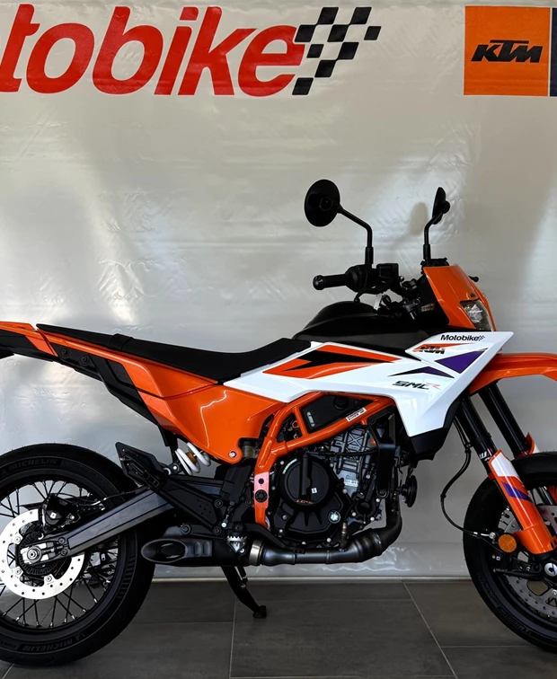 KTM 390 SMC R<br />JETZT BEI UNS IM SHOP!!!