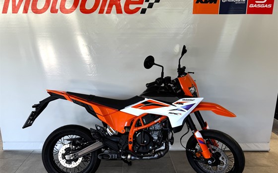 Neufahrzeug KTM 390 SMC R - Bild 2 Neufahrzeug KTM 390 SMC R - Bild 2