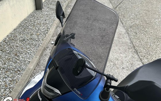 Gebrauchtmotorrad Honda SH150i - Bild 12 Gebrauchtmotorrad Honda SH150i - Bild 12