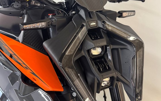Gebrauchtmotorrad KTM 990 Duke - Bild 7 Gebrauchtmotorrad KTM 990 Duke - Bild 7