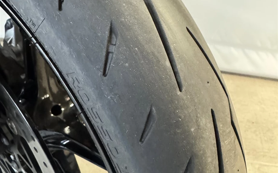 Angebot KTM 990 Duke Bild 11: Angebot KTM 990 Duke