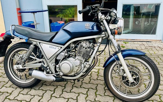 Gebrauchtmotorrad Yamaha SRX600 - Bild 1
