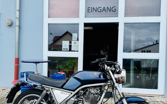 Gebrauchtmotorrad Yamaha SRX600 - Bild 2