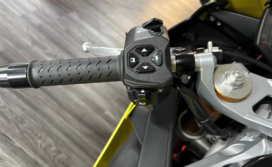 Angebot Aprilia RS 660 Bild 7: Angebot Aprilia RS 660