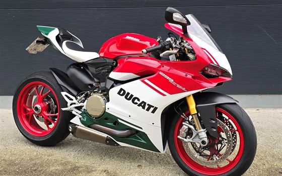 Gebrauchtmotorrad Ducati 1299 Panigale S - Bild 1 Gebrauchtmotorrad Ducati 1299 Panigale S - Bild 1