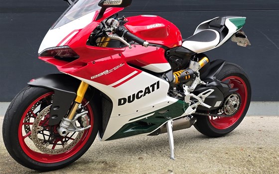 Gebrauchtmotorrad Ducati 1299 Panigale S - Bild 3 Gebrauchtmotorrad Ducati 1299 Panigale S - Bild 3