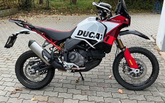 Gebrauchtmotorrad Ducati DesertX Rally - Bild 1 Gebrauchtmotorrad Ducati DesertX Rally - Bild 1