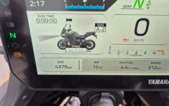 Gebrauchtmotorrad Yamaha Tracer 9 GT+ Y-AMT - Bild 3 Gebrauchtmotorrad Yamaha Tracer 9 GT+ Y-AMT - Bild 3