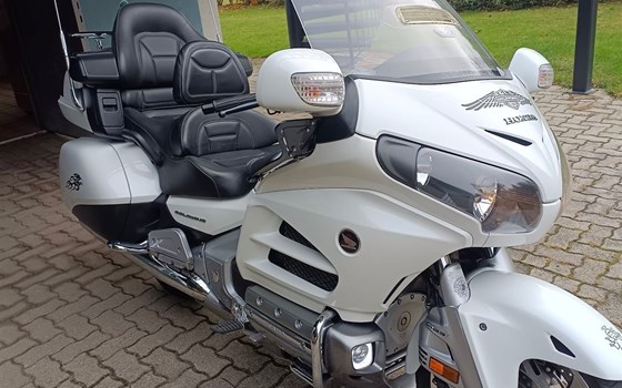 Gebrauchtmotorrad Honda GL 1800 Goldwing - Bild 3 Gebrauchtmotorrad Honda GL 1800 Goldwing - Bild 3