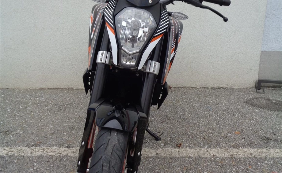 Angebot KTM 390 Duke Bild 3: Angebot KTM 390 Duke