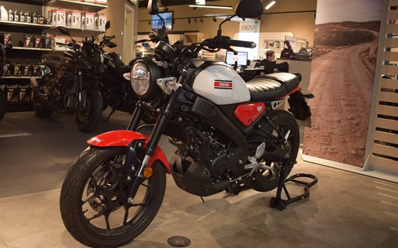 Gebrauchtmotorrad Yamaha XSR125 - Bild 3